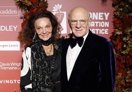 El multimillonario Barry Diller se declara gay a los 83 años tras 24 años casado con Diane von Furstenberg