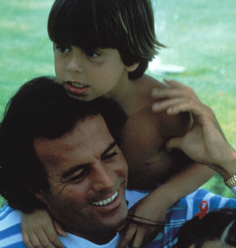 Julio Iglesias junto a su hijo Enrique