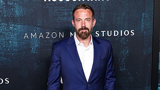 Ben Affleck saca su español a flote: «Muy bien» con su soltería y «por supuesto» que le gustan las latinas