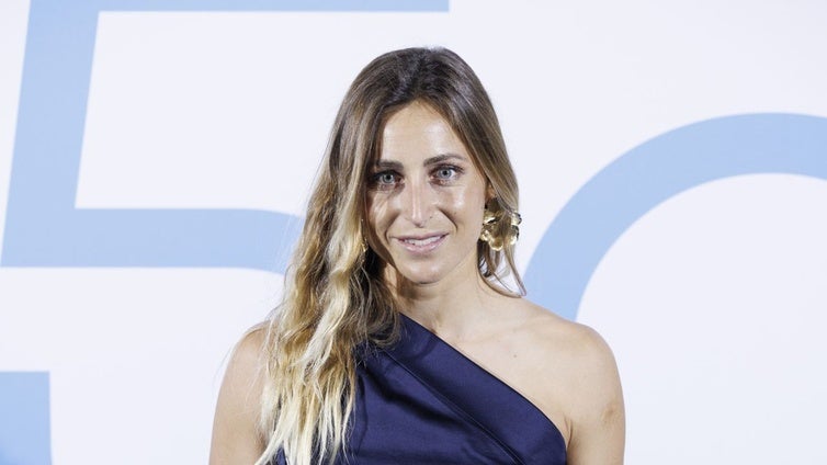 La surfista Lucía Martiño, desolada después de que su prometido pusiera fin a su relación: «Me ha roto en mil millones de pedazos»