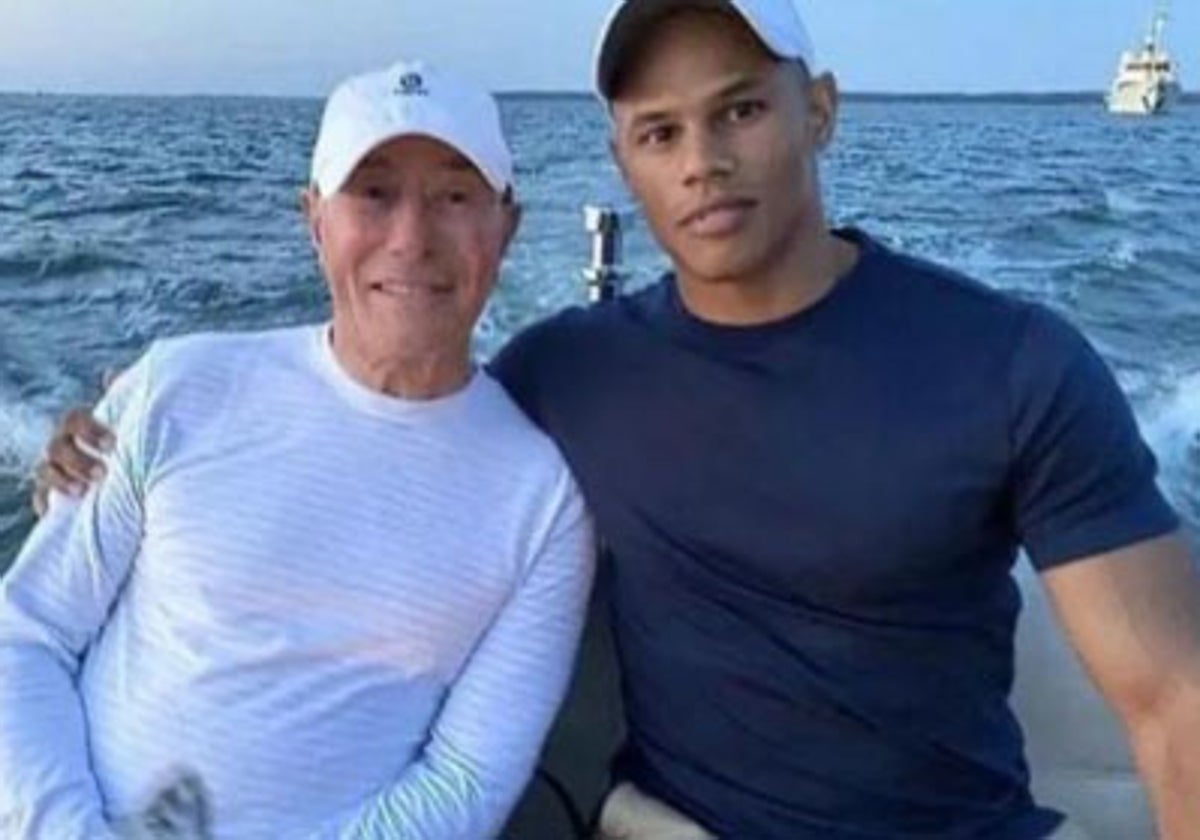 David Geffen y David Armstrong, en una imagen de sus redes sociales.