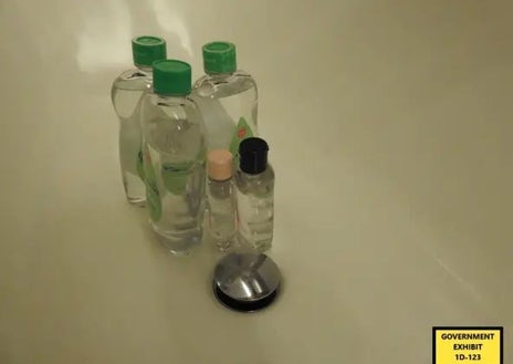 Imagen secundaria 1 - Las imágenes que se han enseñado en el juicio
