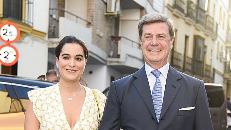 Cayetano Martínez de Irujo ya tiene madrina para su boda con Bárbara Mirjan