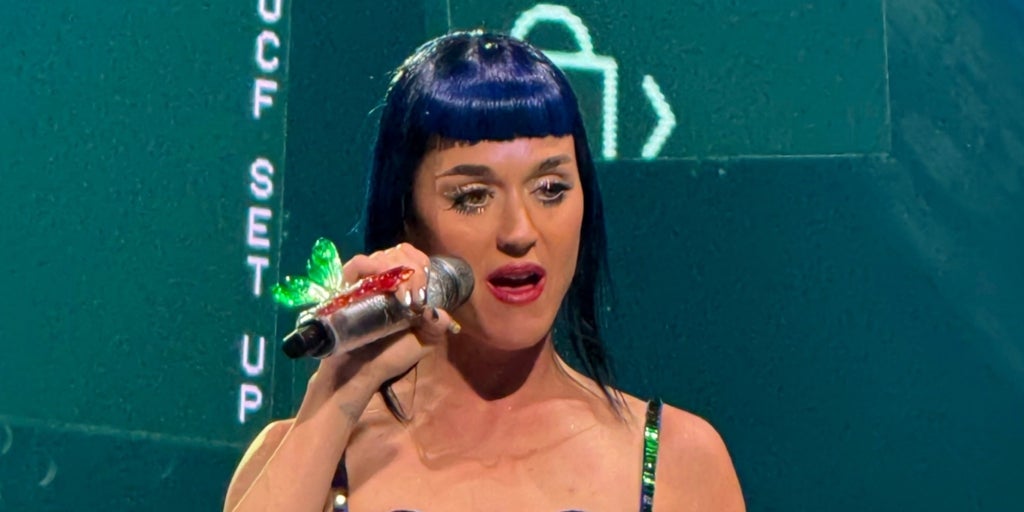 Katy perry y los momentos más virales de su gira: del vestuario rebelde al 'affaire' con orlando bloom