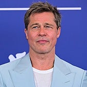 Desde disfrazarse de pollo hasta chófer de estríperes: los duros inicios de Brad Pitt en Hollywood