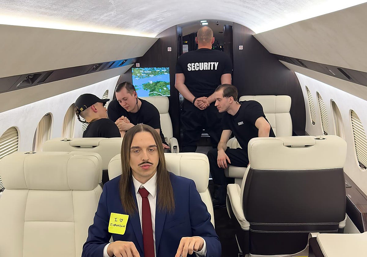 Una novia &#039;española&#039;, colaboraciones estrella y otros secretos de Tommy Cash, el caballo de Troya de Eurovisión