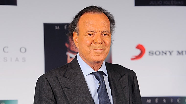 La última adquisición de Julio Iglesias en Ourense: 1.340 metros cuadrados, un lago artificial y piscina