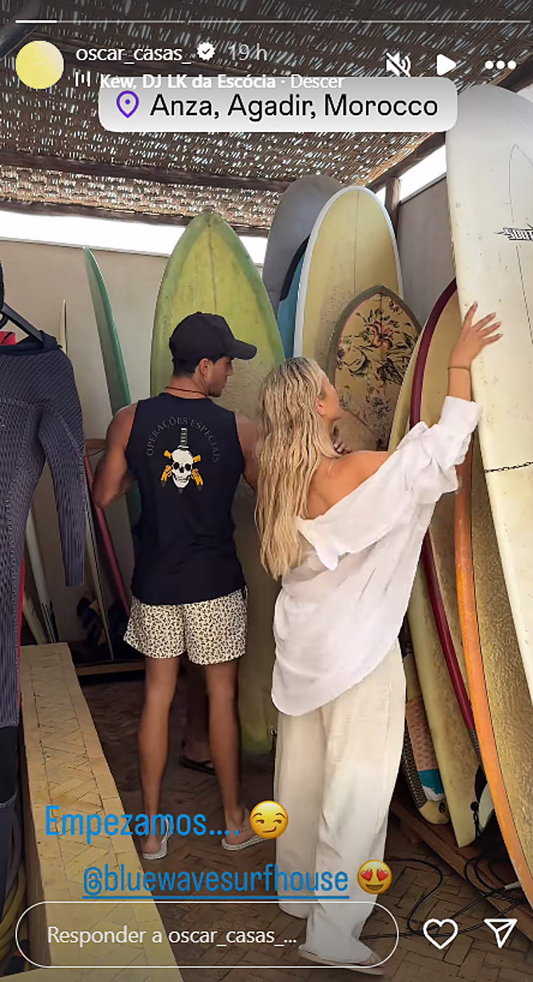 Tablas, olas y mucho amor: así son las románticas vacaciones de Ana Mena y Óscar Casas en Marruecos