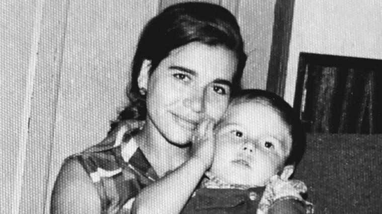 Santiago Segura con su madre