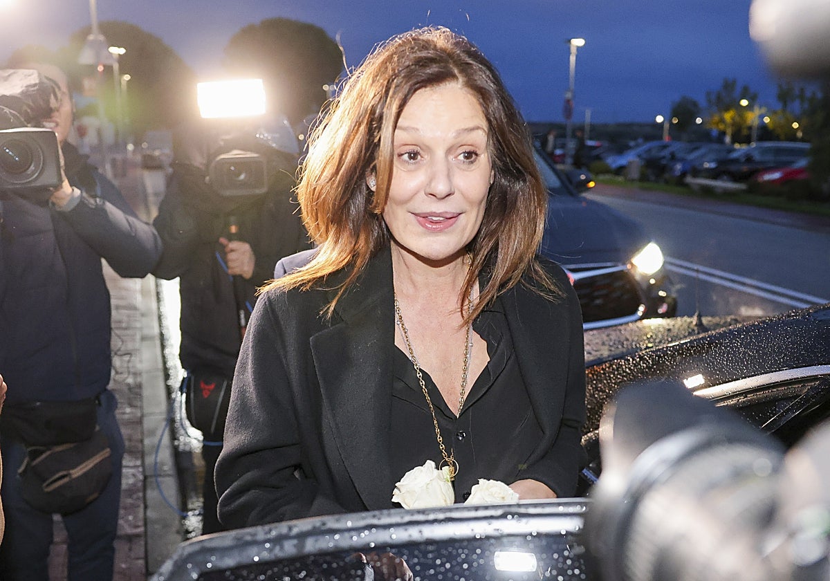 Nuria González, en el funeral de Fernando Fernández Tapias en 2023.