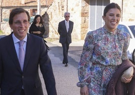José Luis Martínez Almeida y Teresa Urquijo