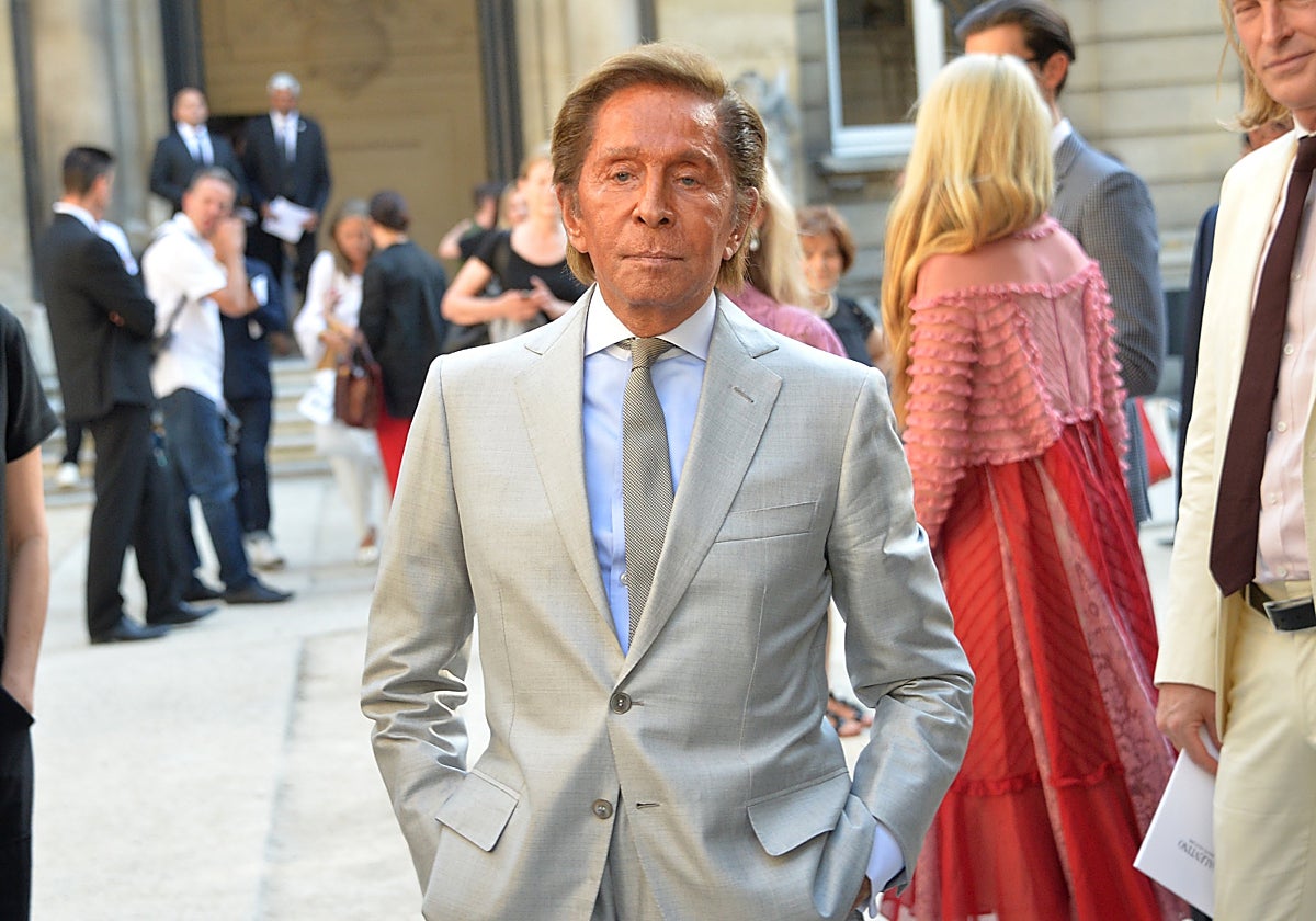 Intento de robo en la villa de Valentino: dos ladrones irrumpen mientras el diseñador estaba dentro