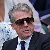 Hugh Grant se duerme en Wimbledon... con la Reina Camila de testigo
