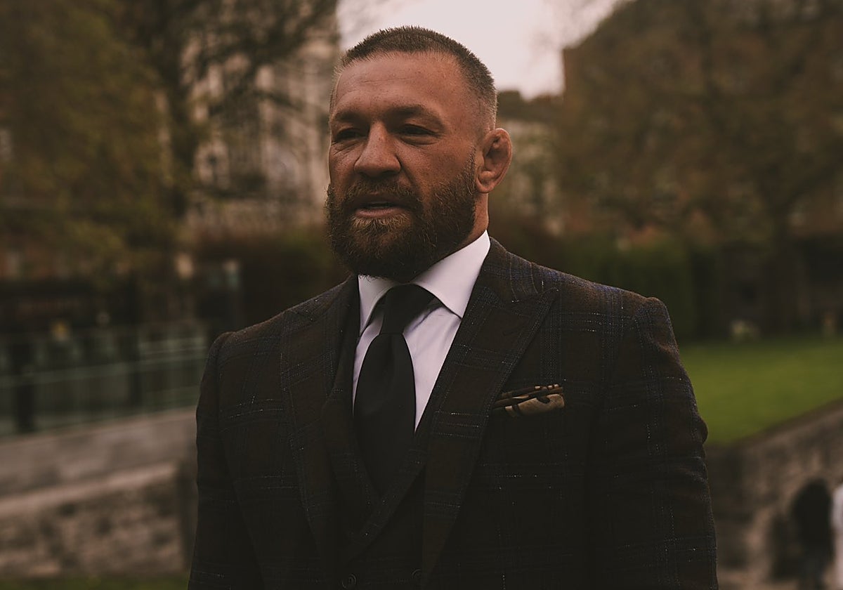 Conor McGregor sin frenos: infidelidad en la playa, fotos desnudo y amenazas a una rapera