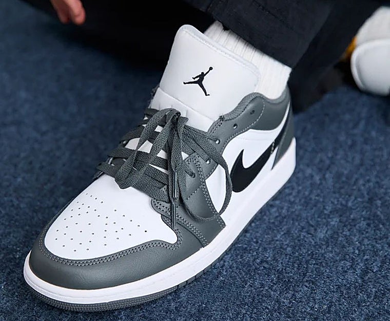 Unas Air Jordan de Nike, con el logo de Michael Jordan