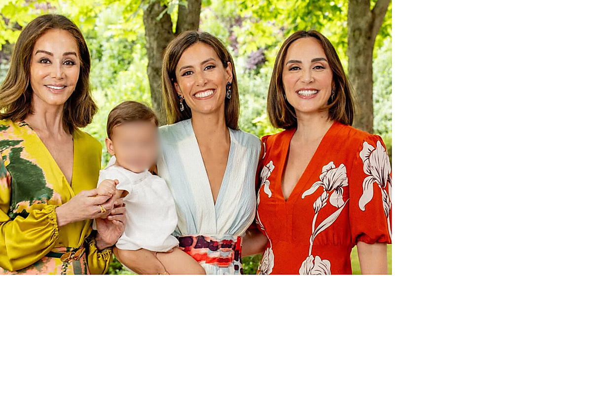 Ana Boyer comparte los detalles del bautizo de su tercer hijo