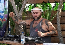 Polémica por el trato a las modelos que trabajaron en una grabación de Kiko Rivera: «Ni agua»