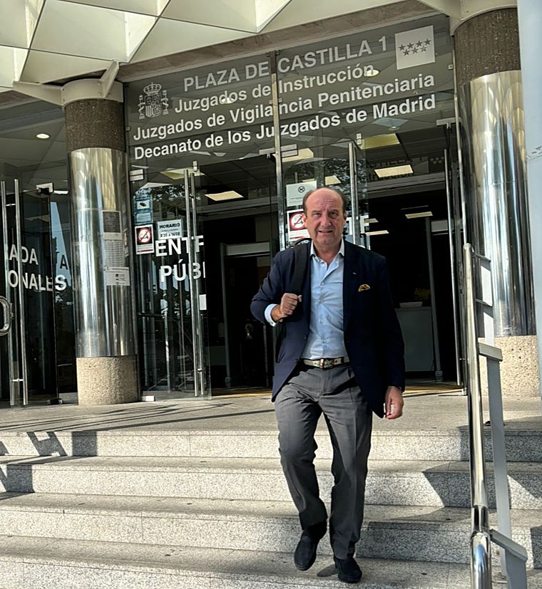 Joaquín G. Moeckel, tras presentar la denuncia el 31 de julio en los Juzgados de Plaza de Castilla