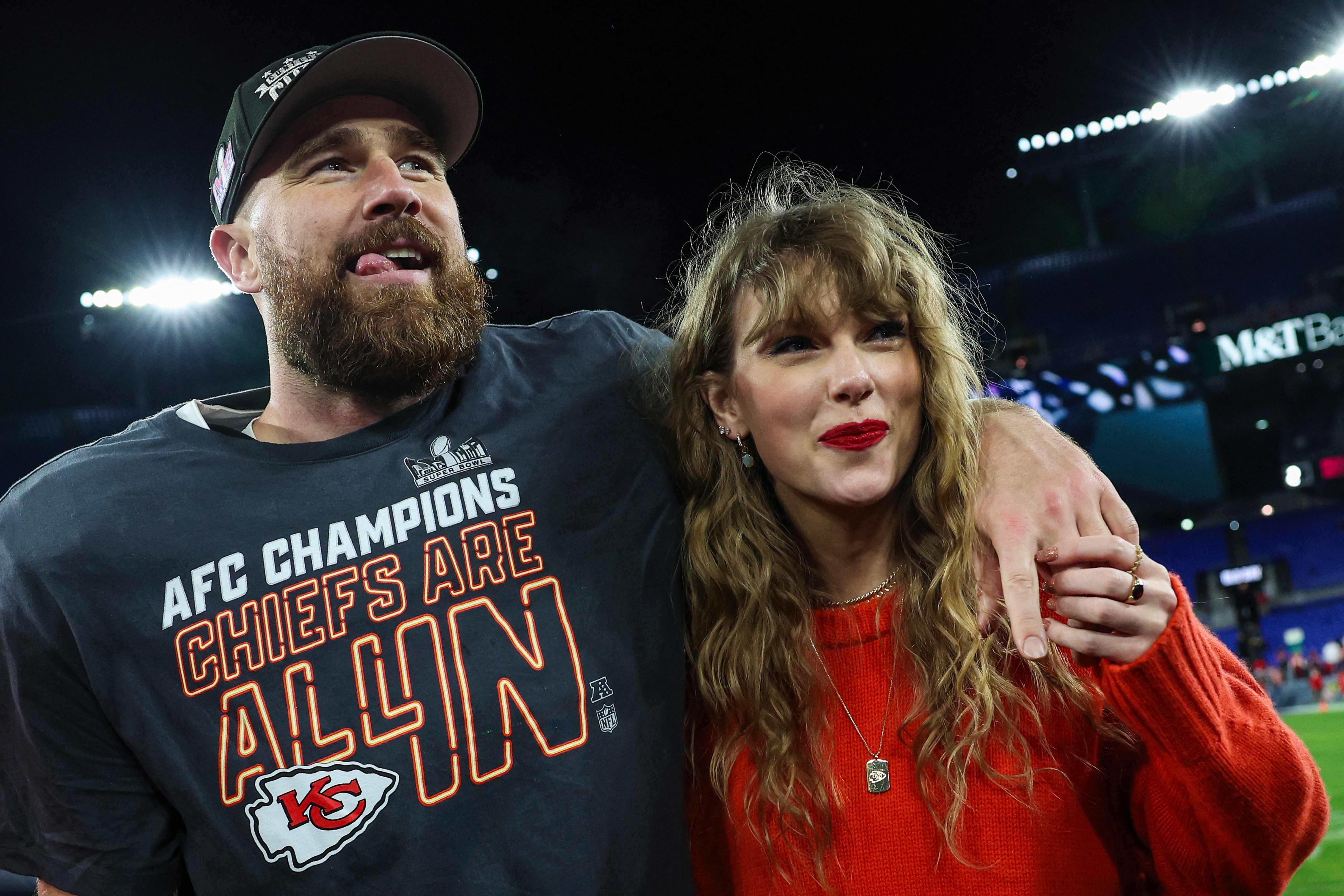 Quién es Travis Kelce, el gigante de la NFL que se casará con Taylor Swift