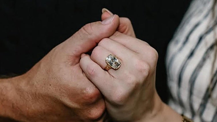 Trece detalles de la pedida de Taylor Swift y Travis Kelce