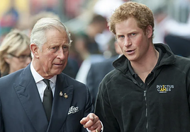 Carlos III y Harry se vuelven a ver tras año y medio de distancia y muchos rumores