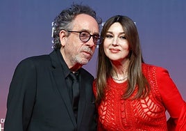 Monica Bellucci y Tim Burton se separan con «gran respeto y cariño mutuo» tras tres años de relación