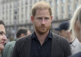 Perseguido por una acosadora: el «peligro real» que sufrió el Príncipe Harry en Londres antes de ver a su padre