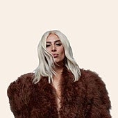 Mónica Naranjo resurge, tras cancelaciones, adversidades y polémicas, con su música y su pareja