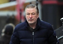 Alec Baldwin y su hermano sufren un accidente de coche al chocar contra un árbol