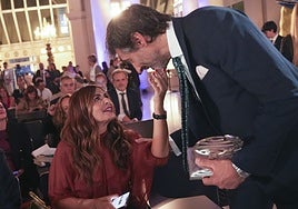 Nuria Roca responde a la declaración de amor de Juan del Val tras ganar el Premio Planeta 2025