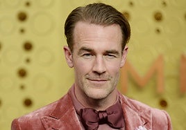 James Van Der Beek subasta recuerdos de 'Dawson crece' para luchar contra el cáncer