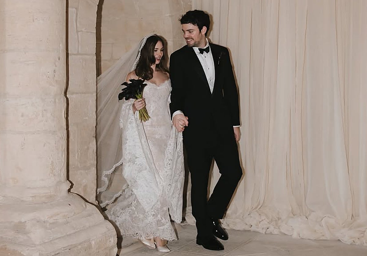 Stella Banderas comparte imágenes inéditas de su boda con Alex Gruszynski