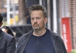 El médico acusado por la muerte de Matthew Perry se enfrenta a 40 años de cárcel