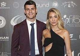 Álvaro Morata y Alice Campello en Milán: cabizbajos, distantes y la prueba de que «la relación no pasa por su mejor momento»