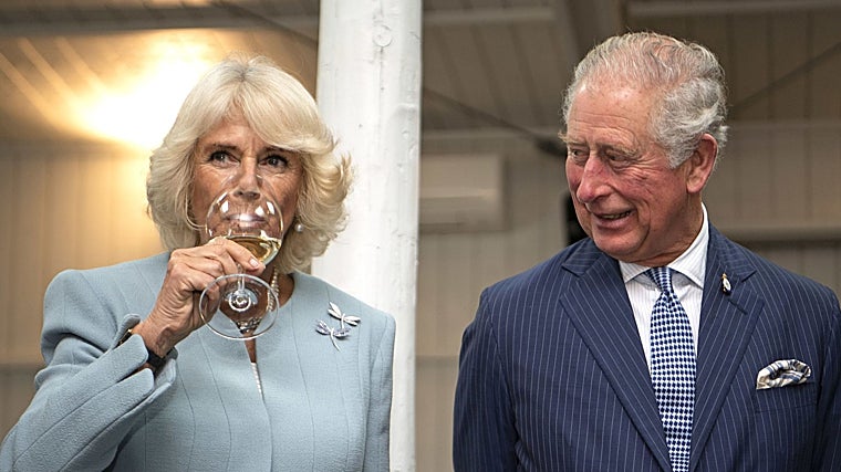 Carlos and Camilla at a wine tasting in 2019