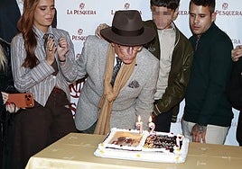 José Ortega Cano celebra su 72º cumpleaños por todo lo alto: con sus tres hijos, invitados famosos y un canto y baile marca de la casa
