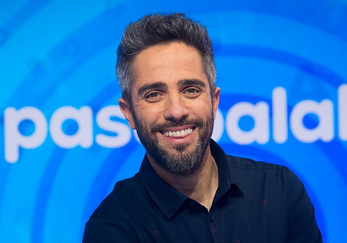 La vida de Roberto Leal, más allá de 'Pasapalabra': su mujer, su dos hijos y