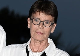 Los 61 años de Estefanía de Mónaco, la princesa de agitada vida sentimental que quiere jubilarse