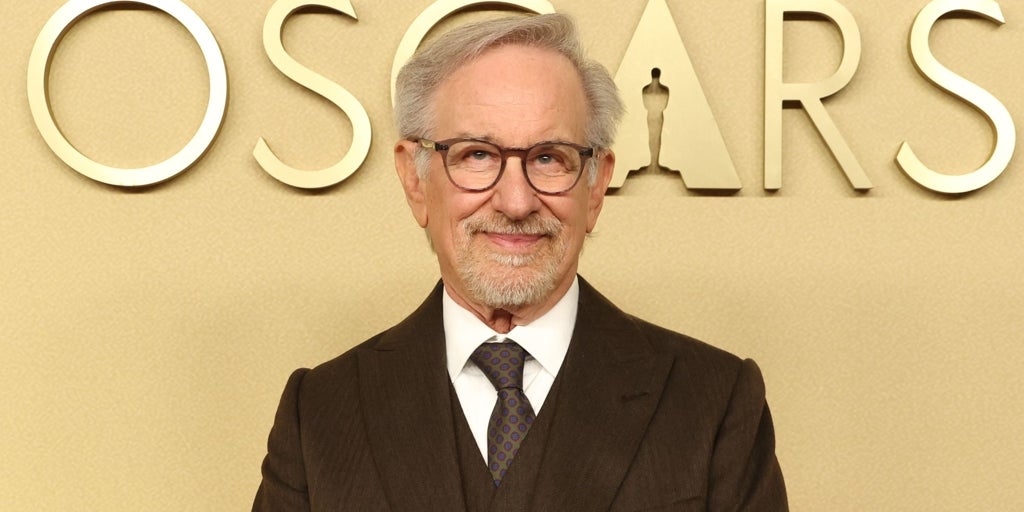 Steven Spielberg dona 25.000 dólares a la familia de James Van Der Beek