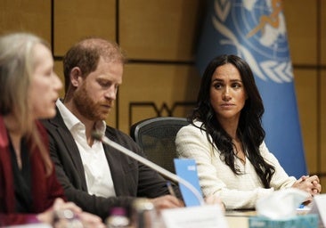 El gesto con el que Meghan y Harry pretenden acercarse a Carlos III en su viaje a Jordania