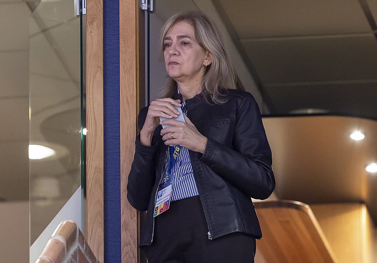 La Infanta Cristina Y Ainhoa Armentia Coinciden Por Primera Vez En Un la-infanta-cristina-y-ainhoa-armentia-coinciden-por-primera-vez-en-un