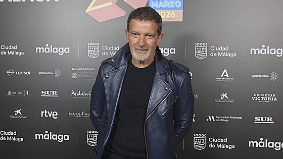 Antonio Banderas se pronuncia sobre las influencers en galas de cine: «Cada uno en su espacio»