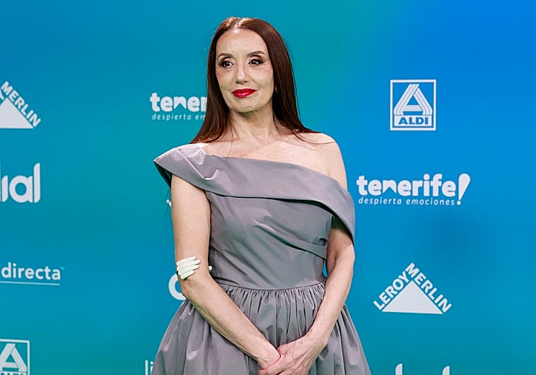 Luz Casal en los Premios Cadena Dial