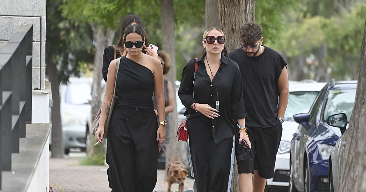 Montaje de Rocío Flores y Gloria Camila