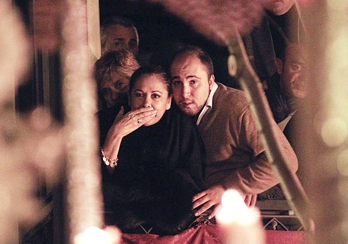 Isabel Pantoja junto a su hijo Kiko RIvera en la Semana Santa sevillana