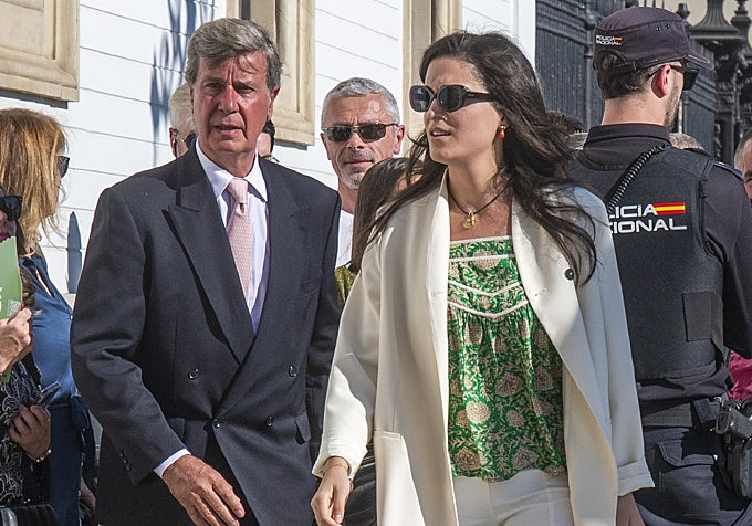 Cayetano Martínez de Irujo y Bárbara Mirjan.