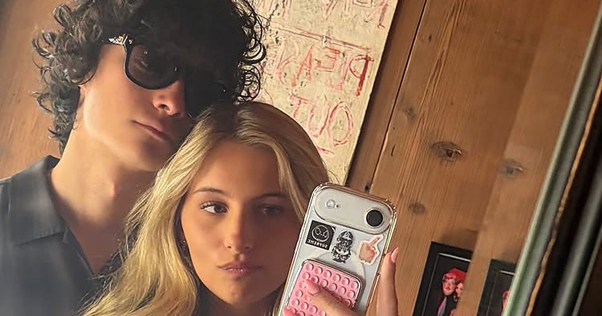 Romy Mars, la hija rebelde de Sofia Coppola, sale con el hijo del fundador de Supreme