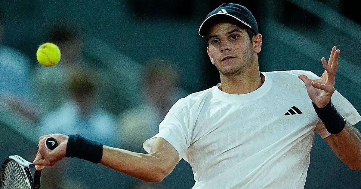 La vida personal de Rafa Jódar, la joven promesa del tenis español: su edad, sus padres y la universidad en Estados Unidos