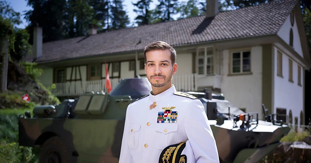 El autoproclamado 'rey de Suiza' hace crecer su imperio: «Mi ejército podría tener más de 1.000 personas en un año»