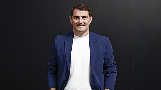 Iker Casillas cumple 45 años: soltero de oro, negocios, familia y buena relación con Sara Carbonero
